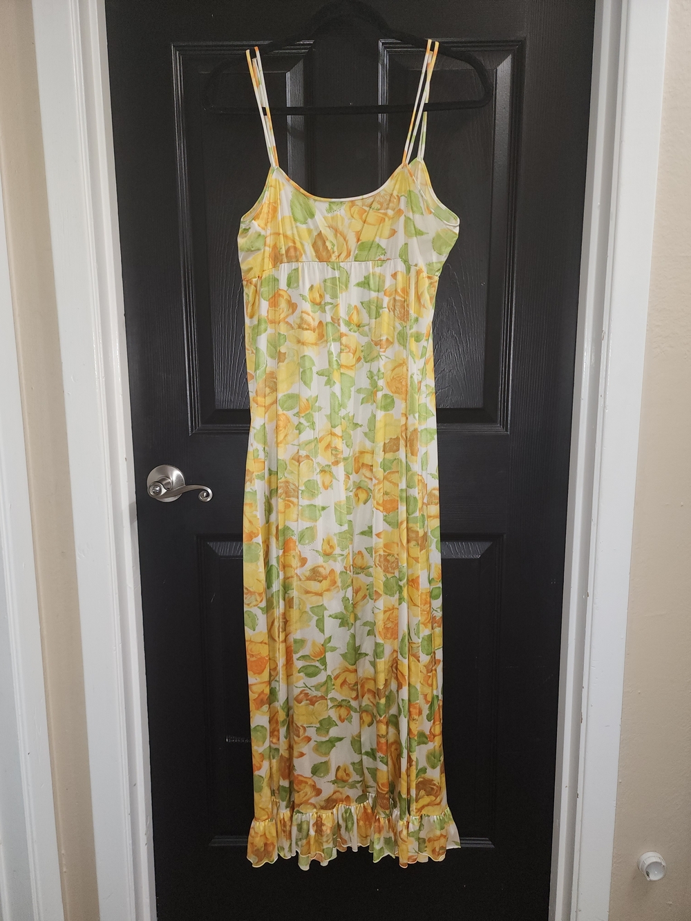 Vanity Fair Yellow and Green Floral Peignoir Set with Ruffle Trim - Picture 3 of 7